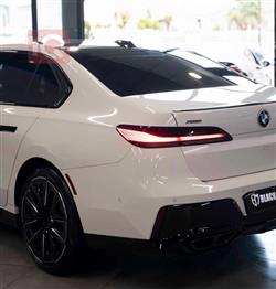 بي ام دبليو الفئة 7